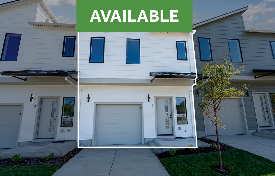 2028 Sunset Dr #7, Medford, OR 97501