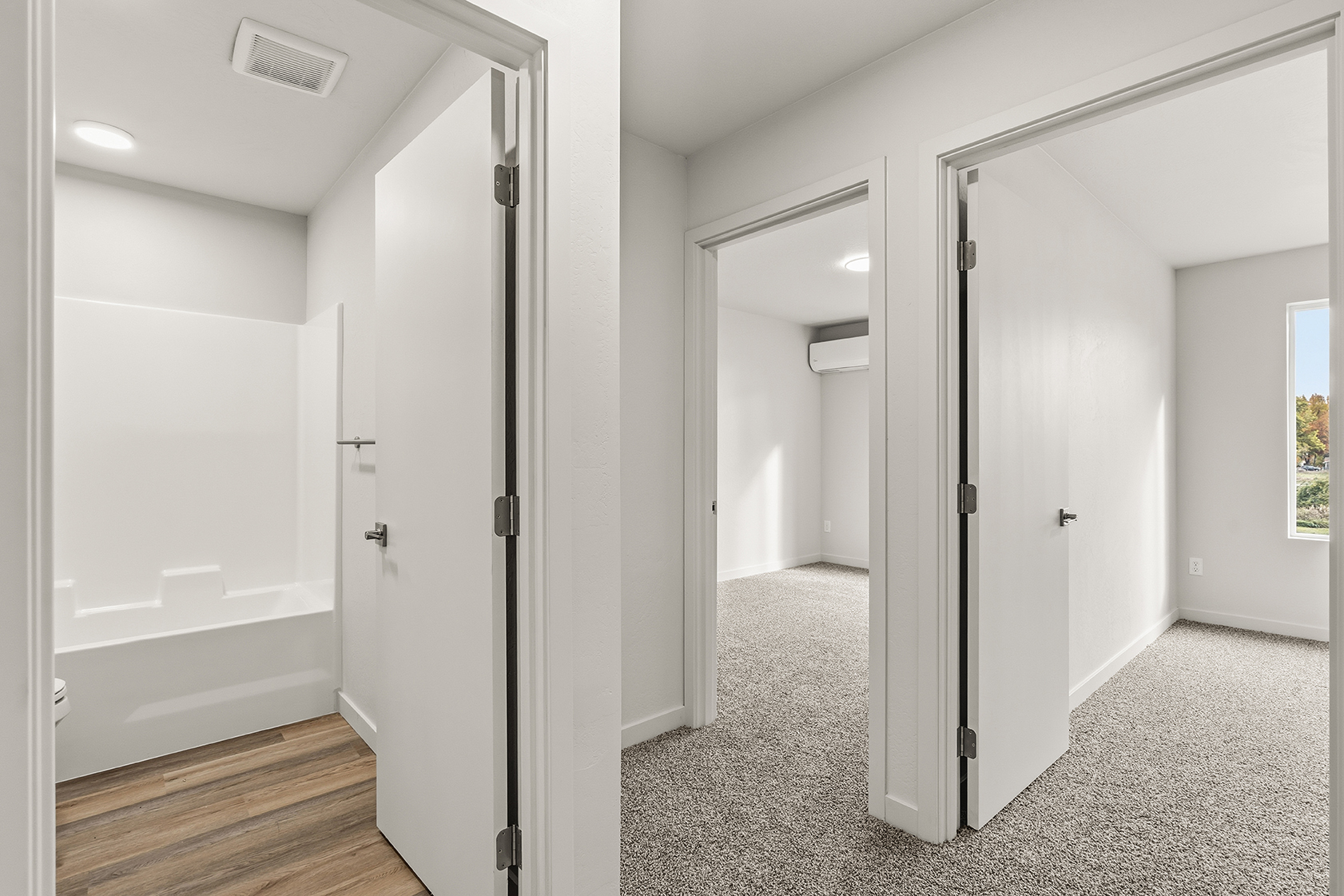 2028 Sunset Dr #4, Medford, OR 97501